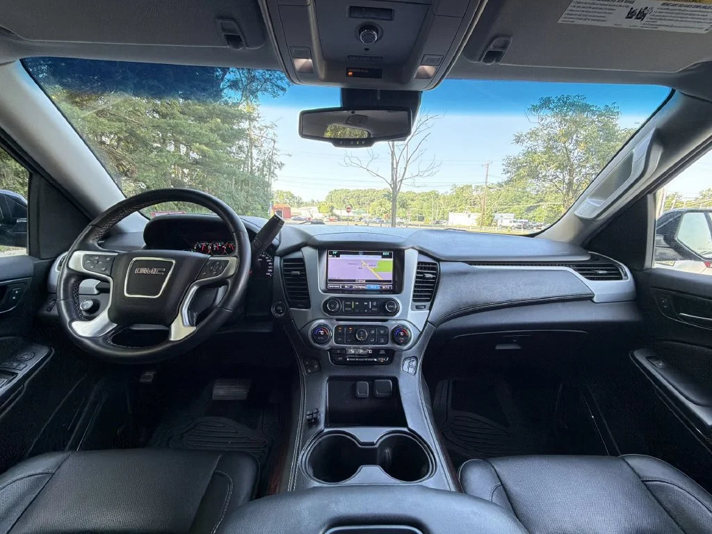 Used 2019 Black GMC SLT image 22