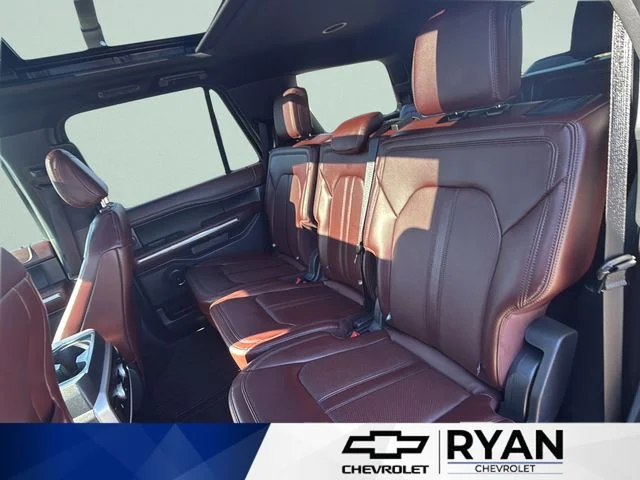 Used 2023 White Ford Limited image 29
