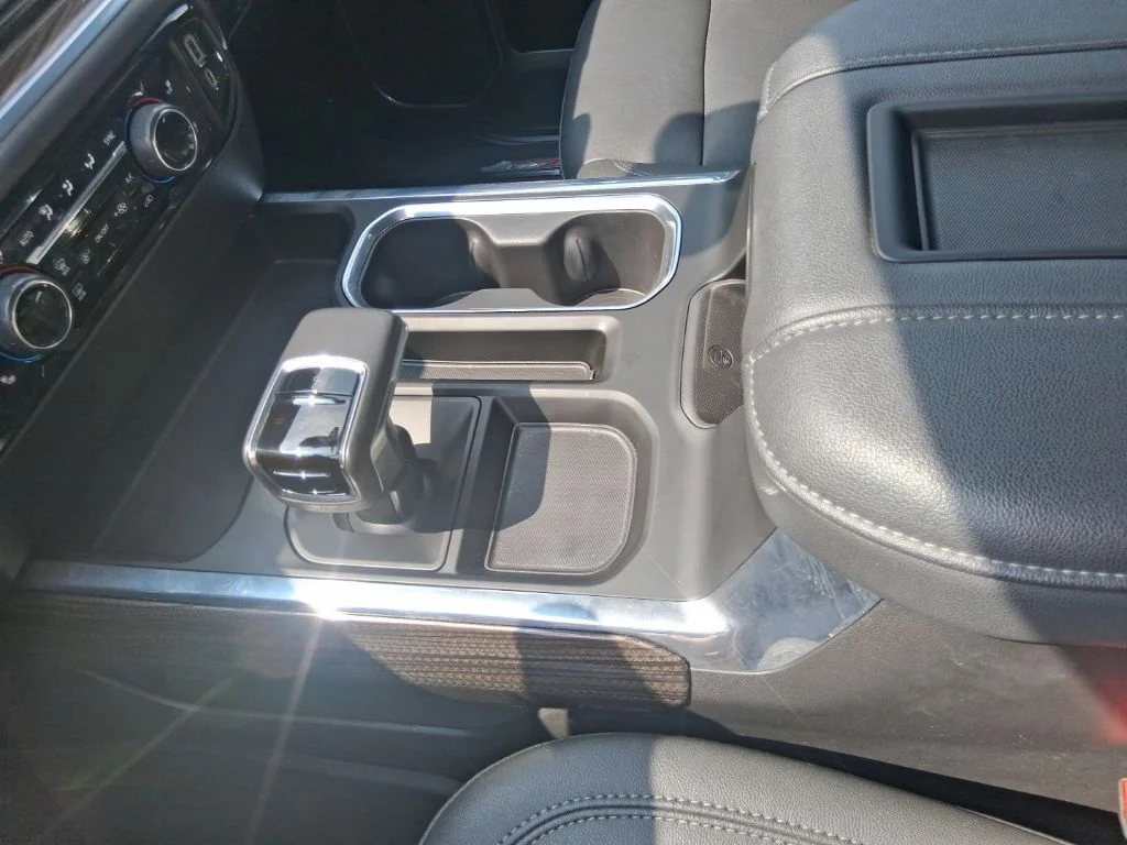 Used 2022 White Chevrolet LT Trail Boss image 11