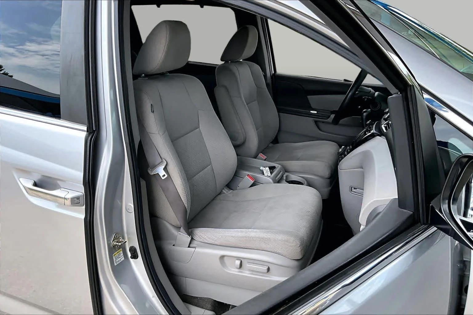 Used 2014 Alabaster Silver Metallic Honda EX image 9