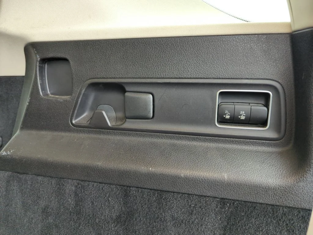 Used 2021 Black Mercedes-Benz GLE 350 image 35