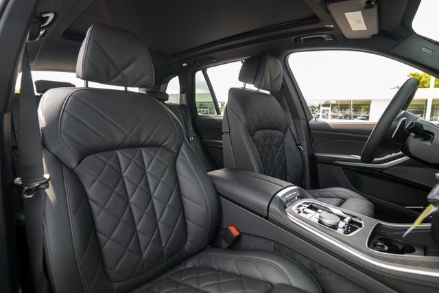 2026 BMW X5 40i - Photo 16