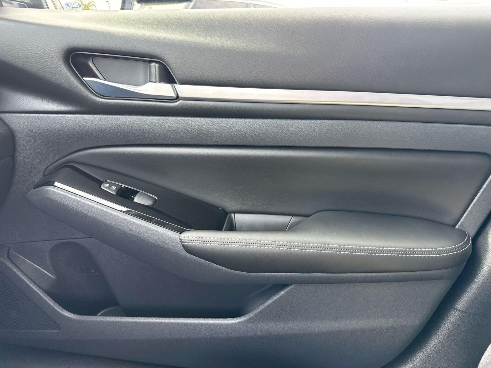 2023 Nissan Altima SV - Photo 29