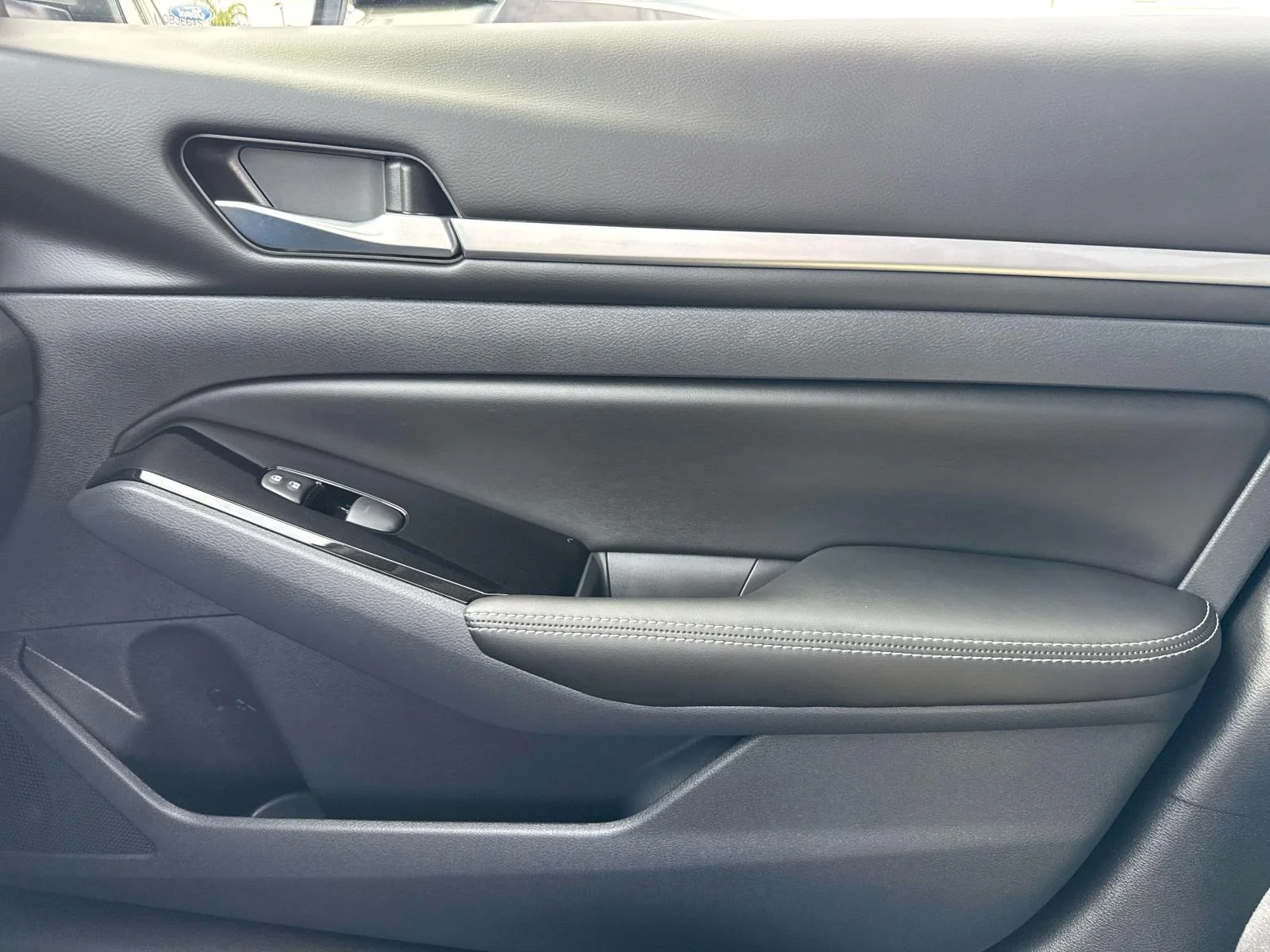2023 Nissan Altima SV - Photo 29