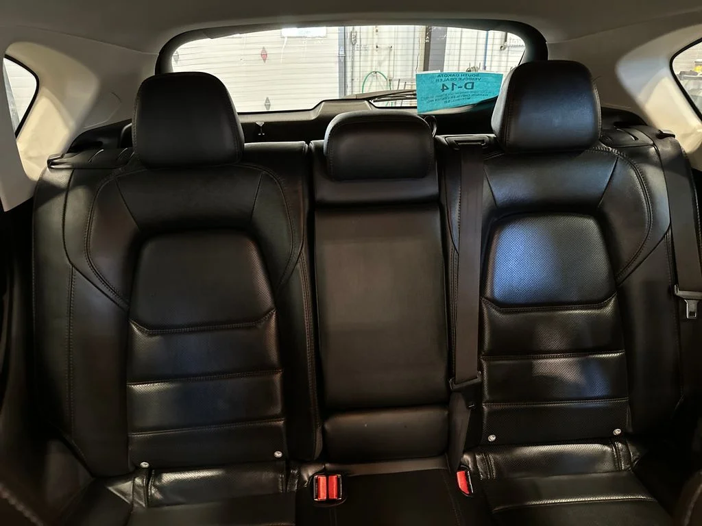 Used 2020 Gray Mazda Grand Touring image 27