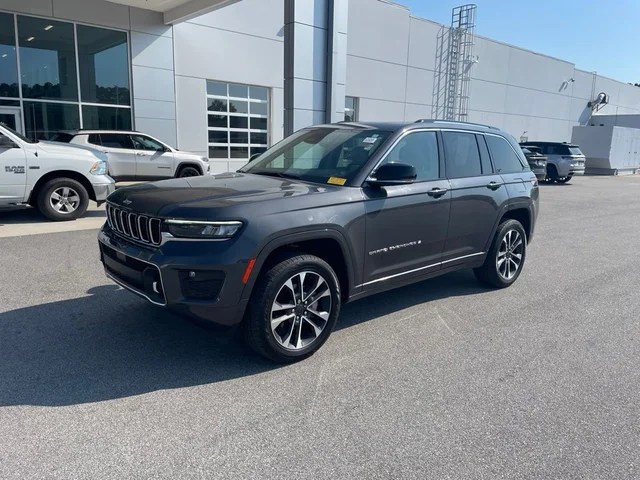 2022 Jeep Grand Cherokee Overland