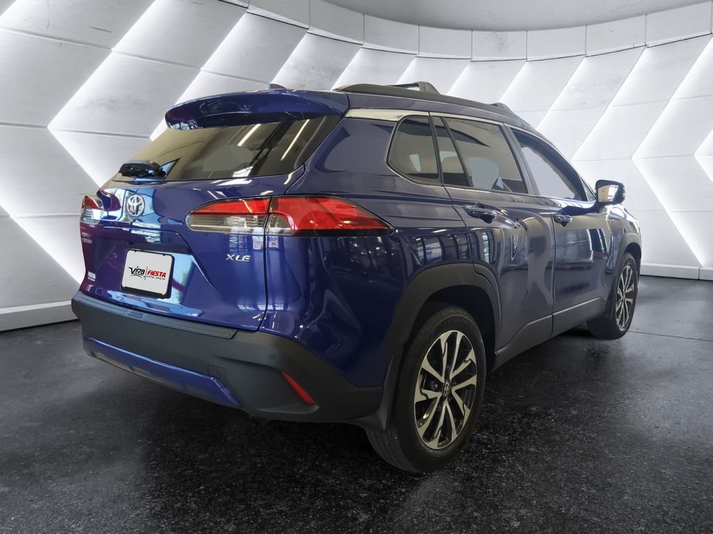 Used 2024 Blue Toyota XLE image 4