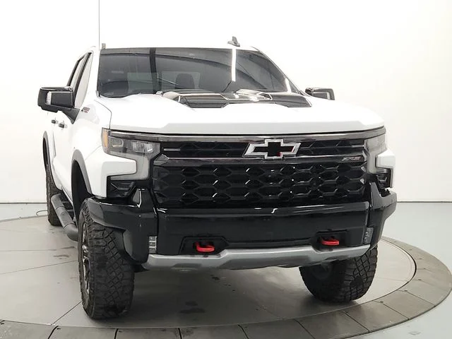 Used 2023 White Chevrolet ZR2 image 2