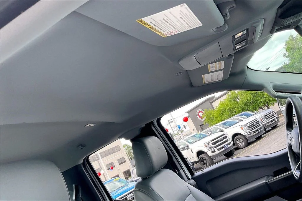 Used 2023 White Ford XL image 21