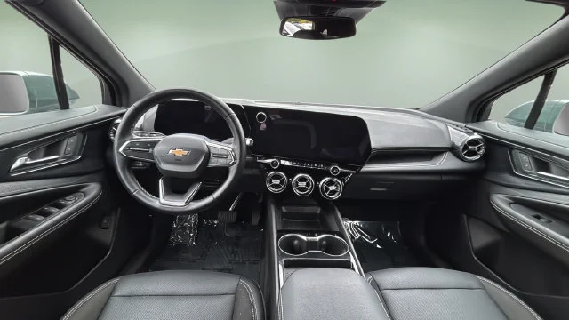 Used 2024 Sterling Gray Metallic Chevrolet LT image 16