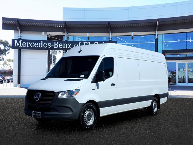 2025 Mercedes-Benz eSprinter Cargo Van