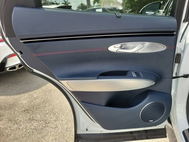 2025 GENESIS GV70 Standard - Photo 10