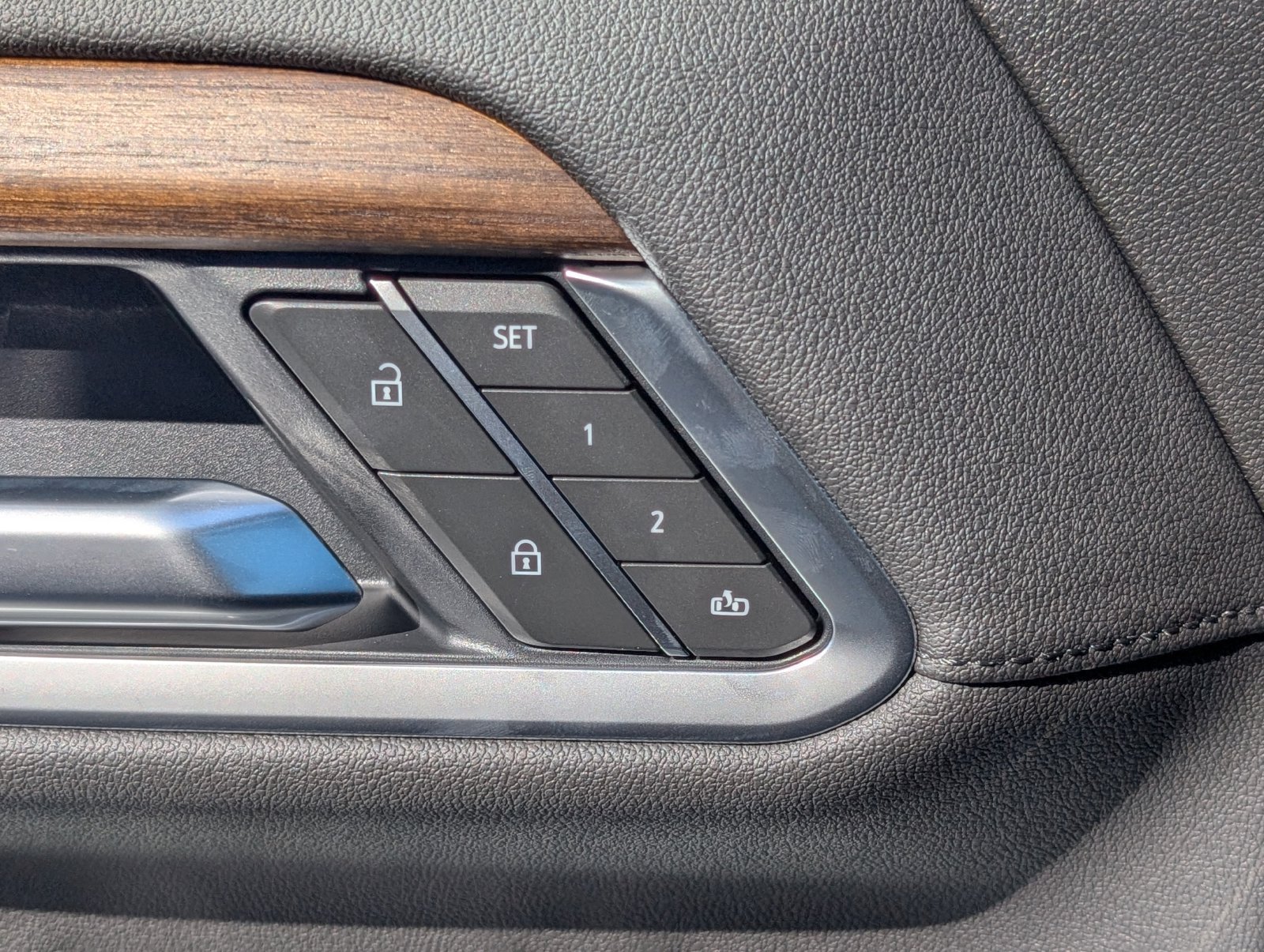 2026 Chevrolet Silverado 1500 High Country - Photo 25
