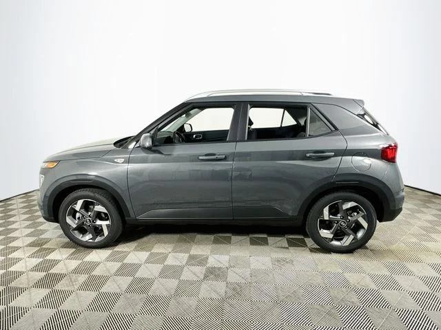 New 2026 Gray Hyundai SEL image 6