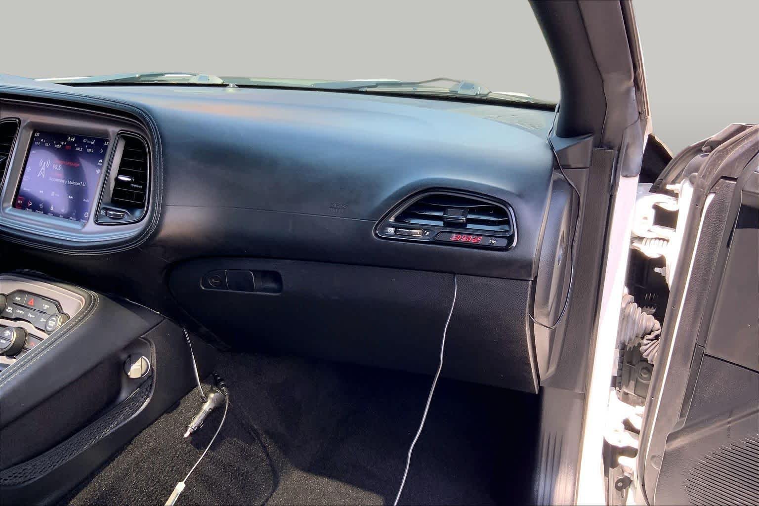 Used 2023 White Knuckle Clearcoat Dodge R/T Scat Pack image 19