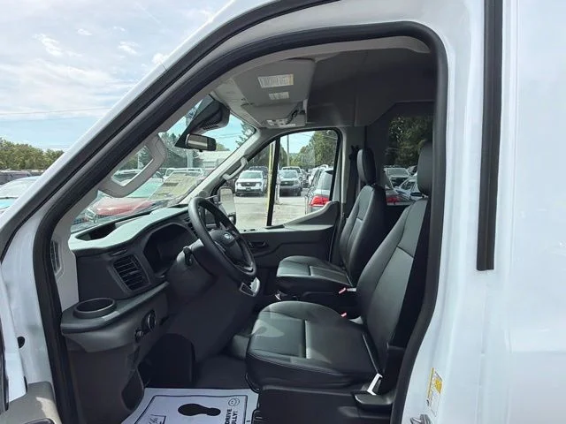 New 2026 Oxford White Ford Passenger Van XL image 19