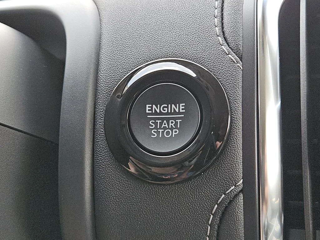 New 2026 Agate Black Metallic Ford Platinum® image 18