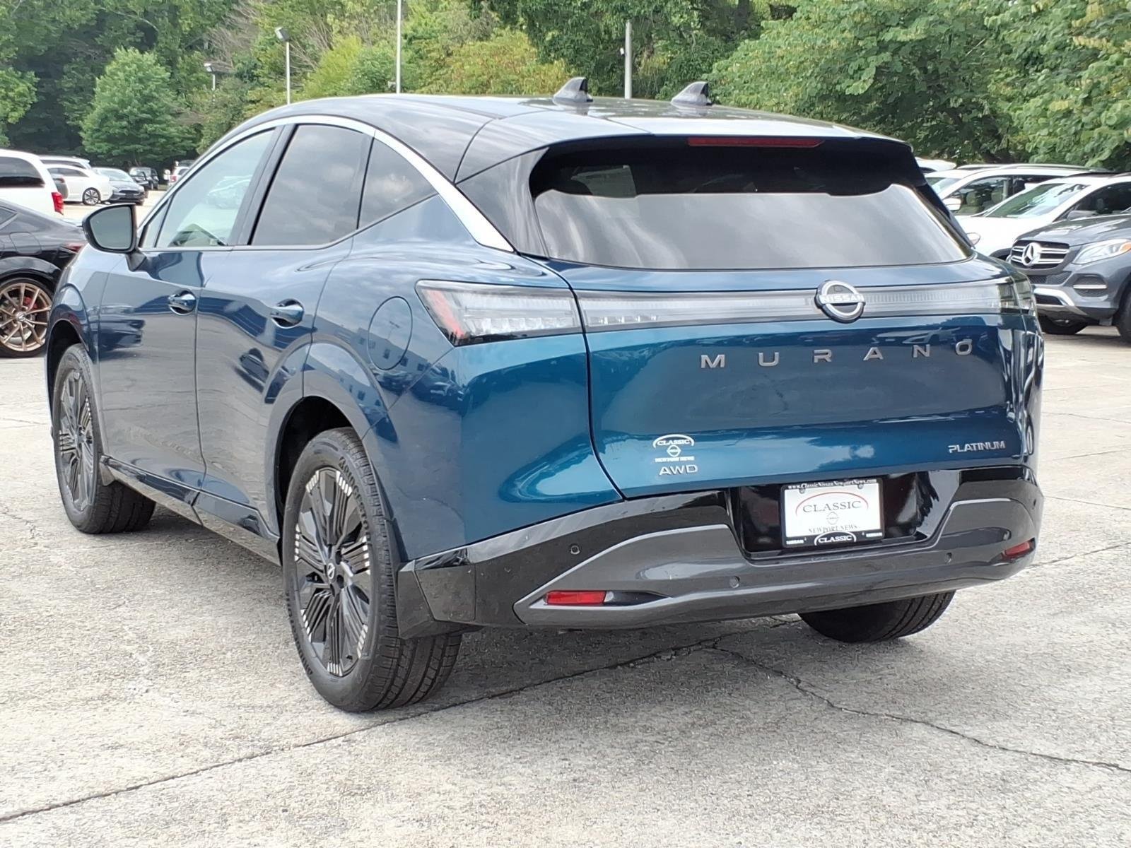 New 2026 Aurora Blue Pearl Metallic / Super Black Two-tone Nissan Platinum image 9
