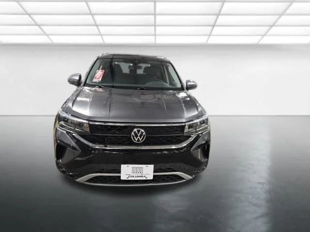 Used 2022  Volkswagen 1.5T SE image 9