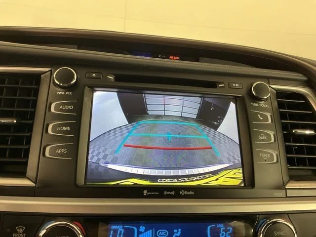 Used 2017 Gray Toyota LE Plus image 20
