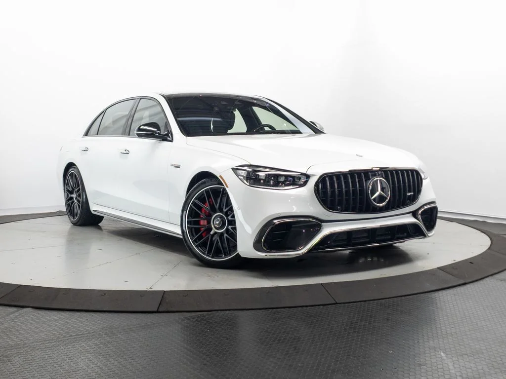 2025 Mercedes-Benz S-Class S 63 E-Performance's photo