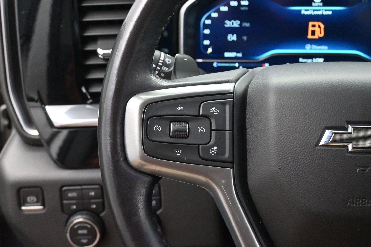 Used 2022 Silver Ice Metallic Chevrolet RST image 17