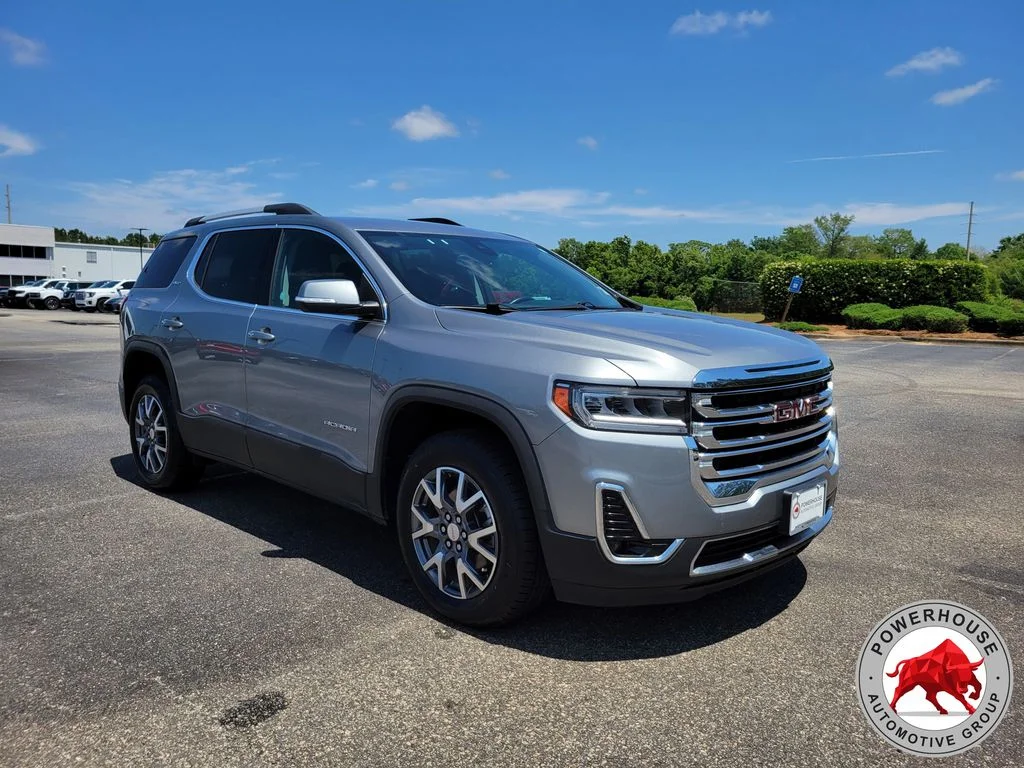 Used 2023 Silver GMC SLT image 9