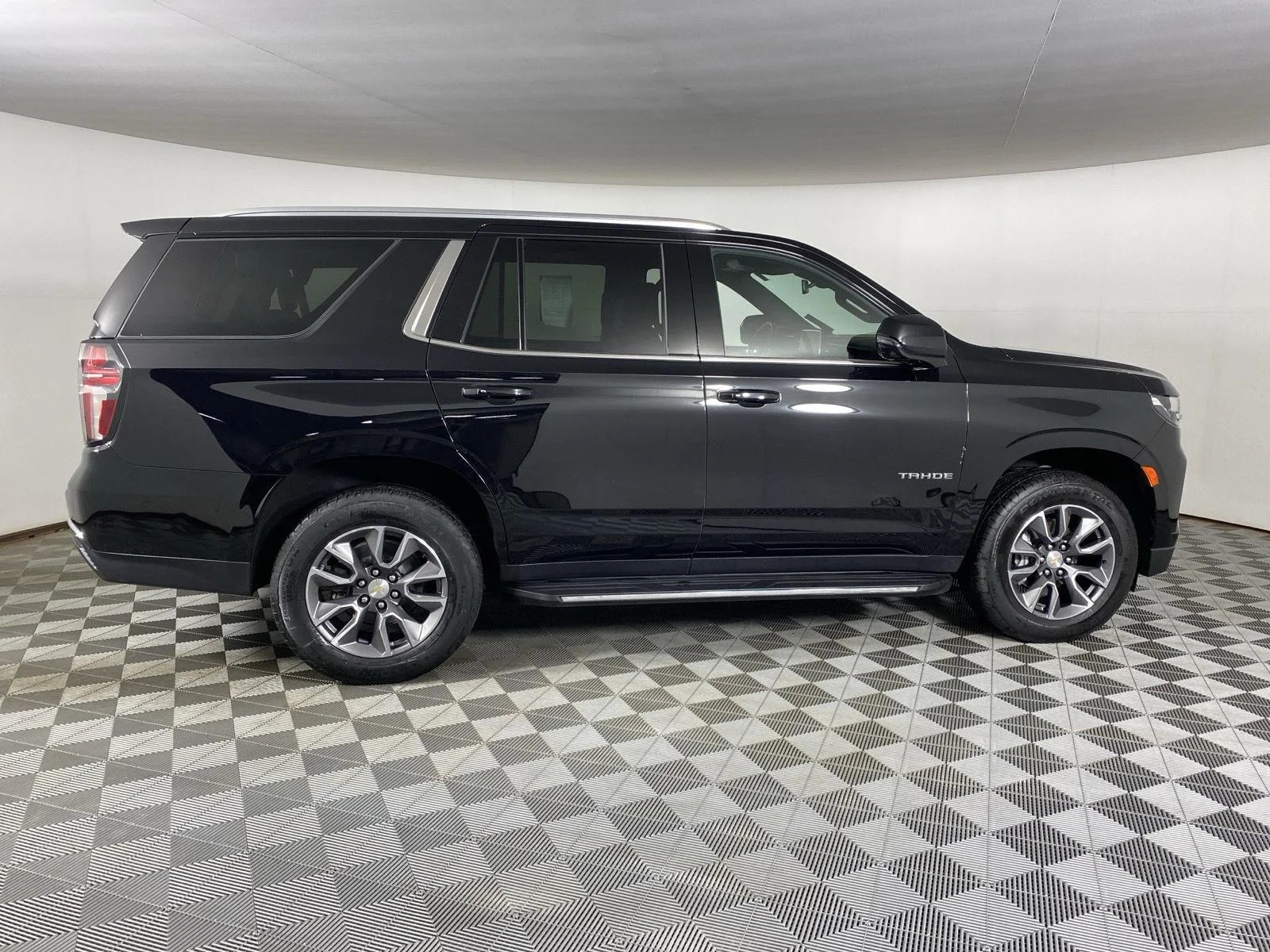 Used 2024 Black Chevrolet LT image 8