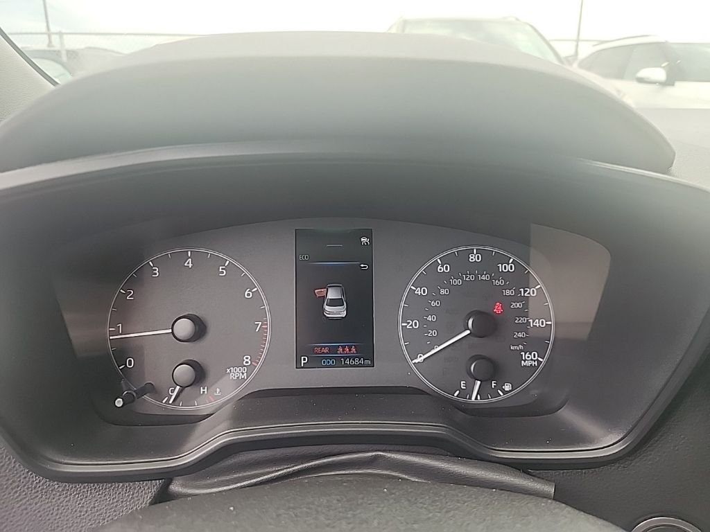Used 2023  Toyota SE image 21