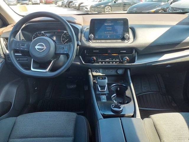 2023 Nissan Rogue SV - Photo 11