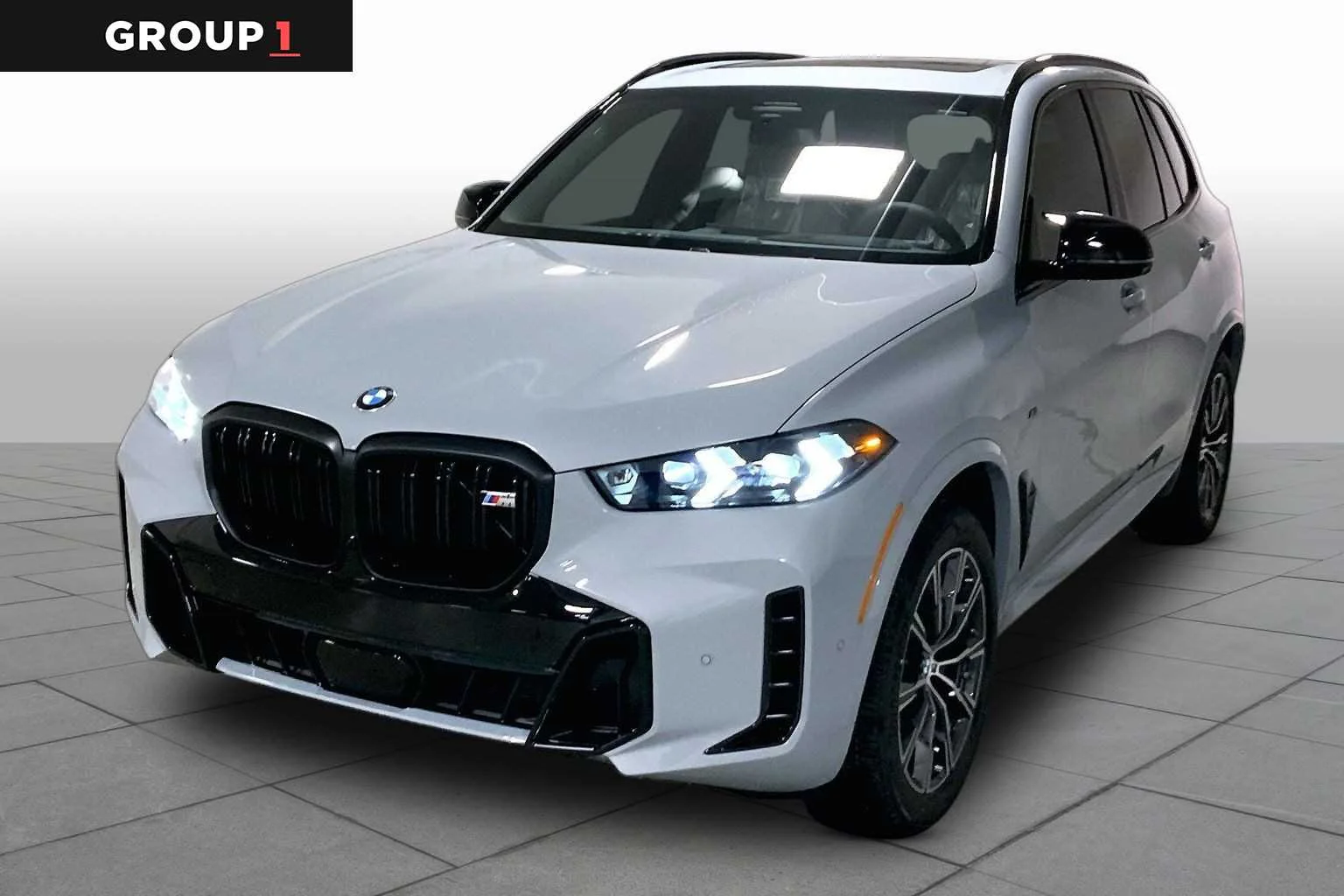 2026 BMW X5 M60i's photo