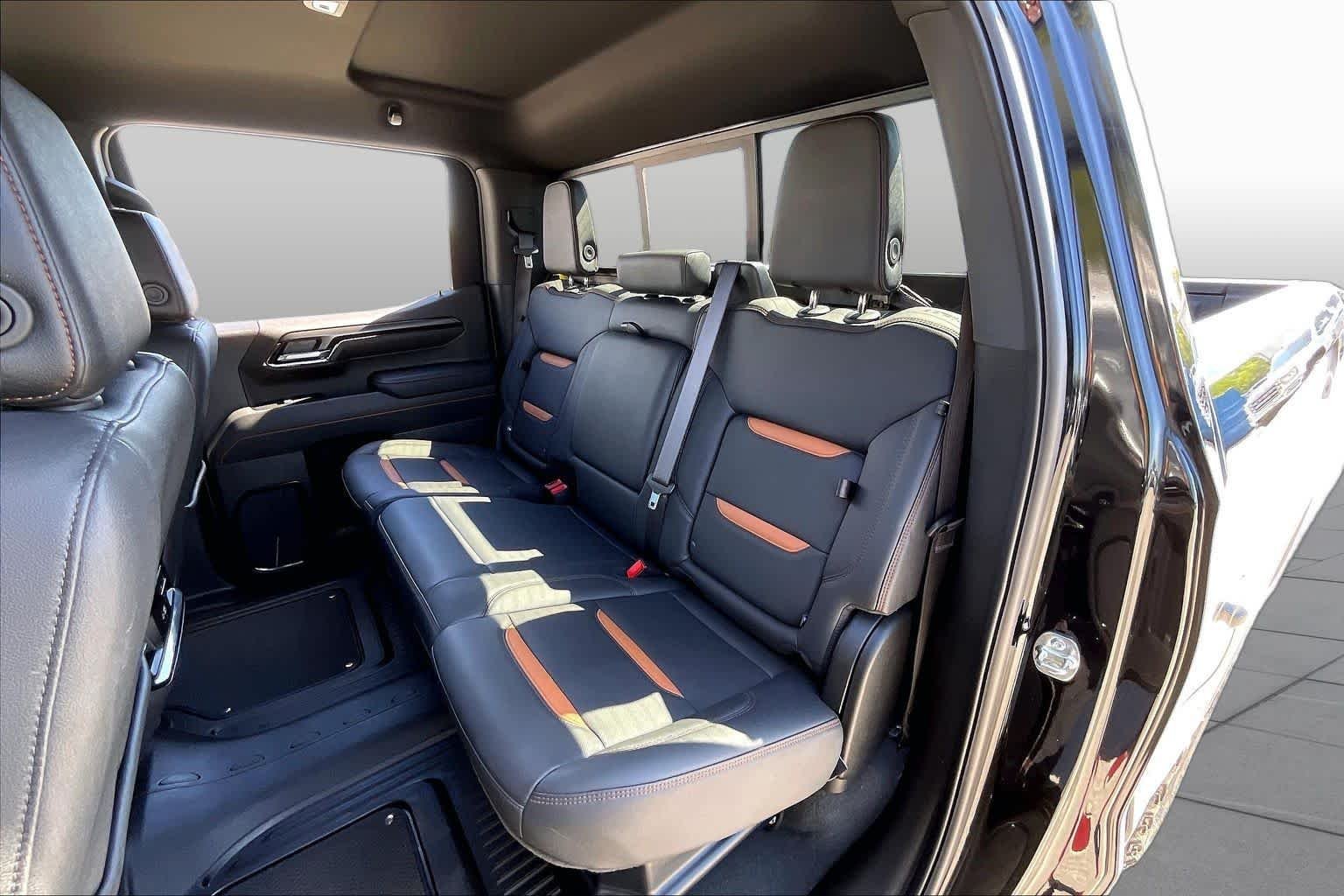 Used 2026 Onyx Black GMC AT4 image 18