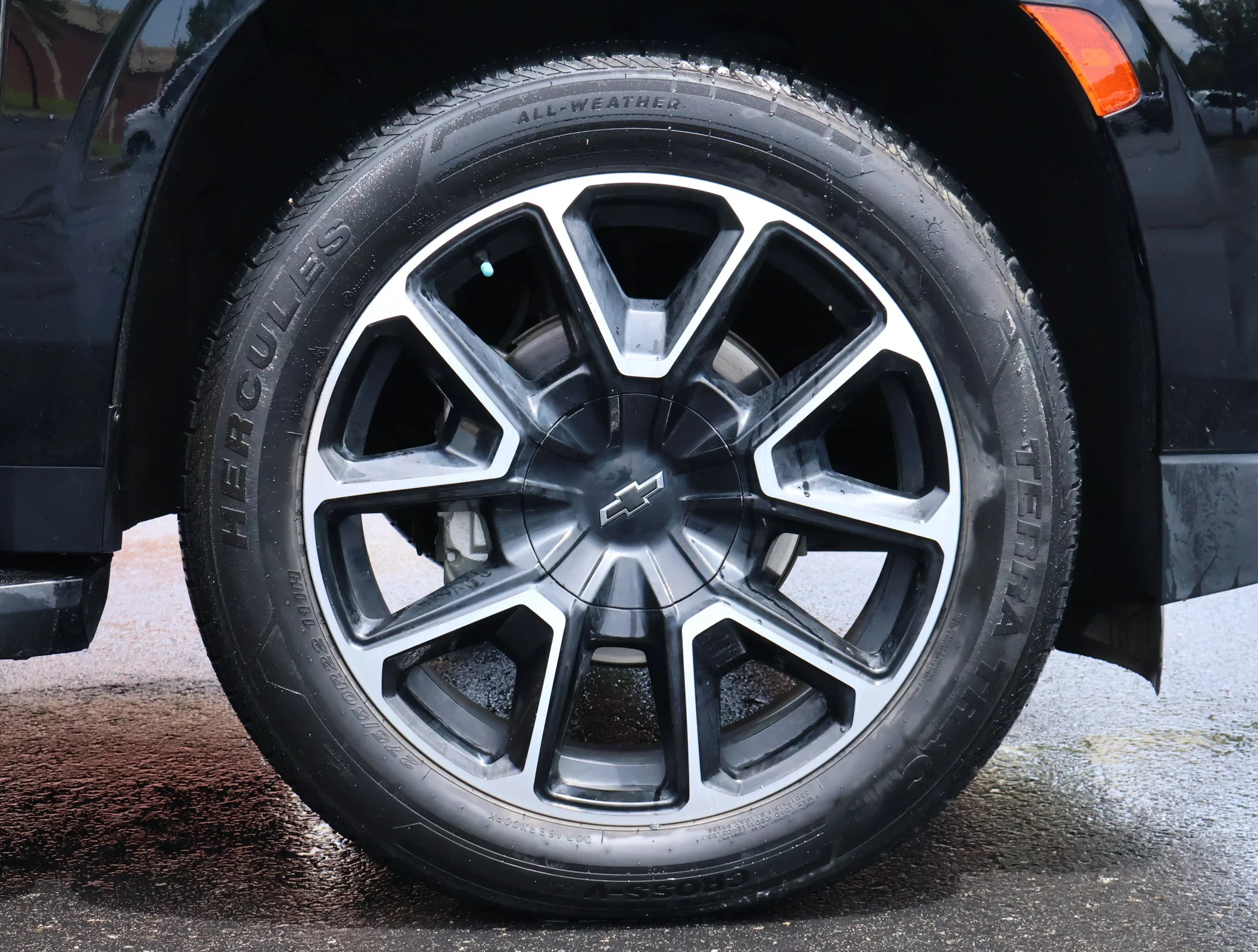 Used 2023 Black Chevrolet RST image 30