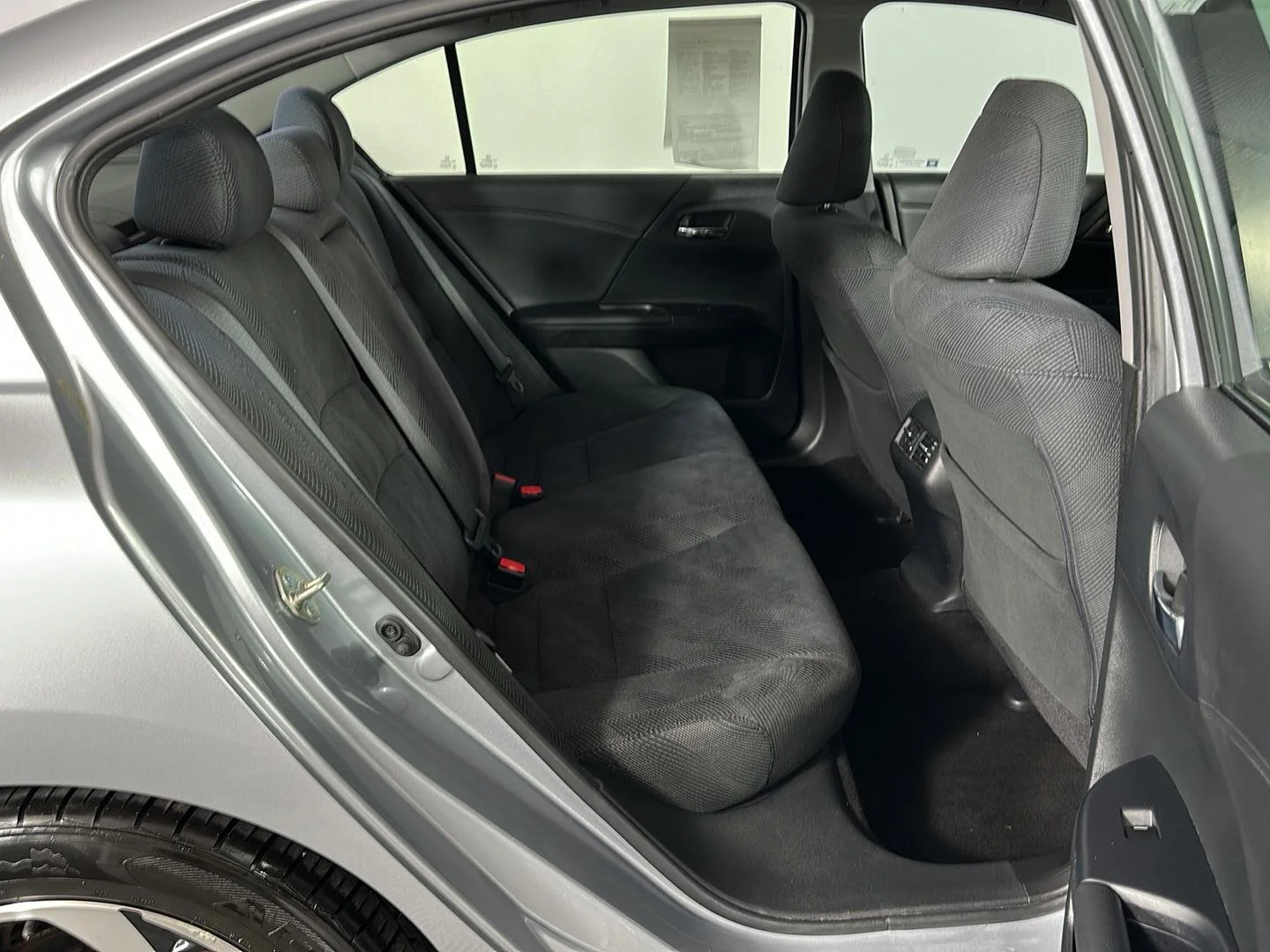 Used 2017 Lunar Silver Metallic Honda EX image 27