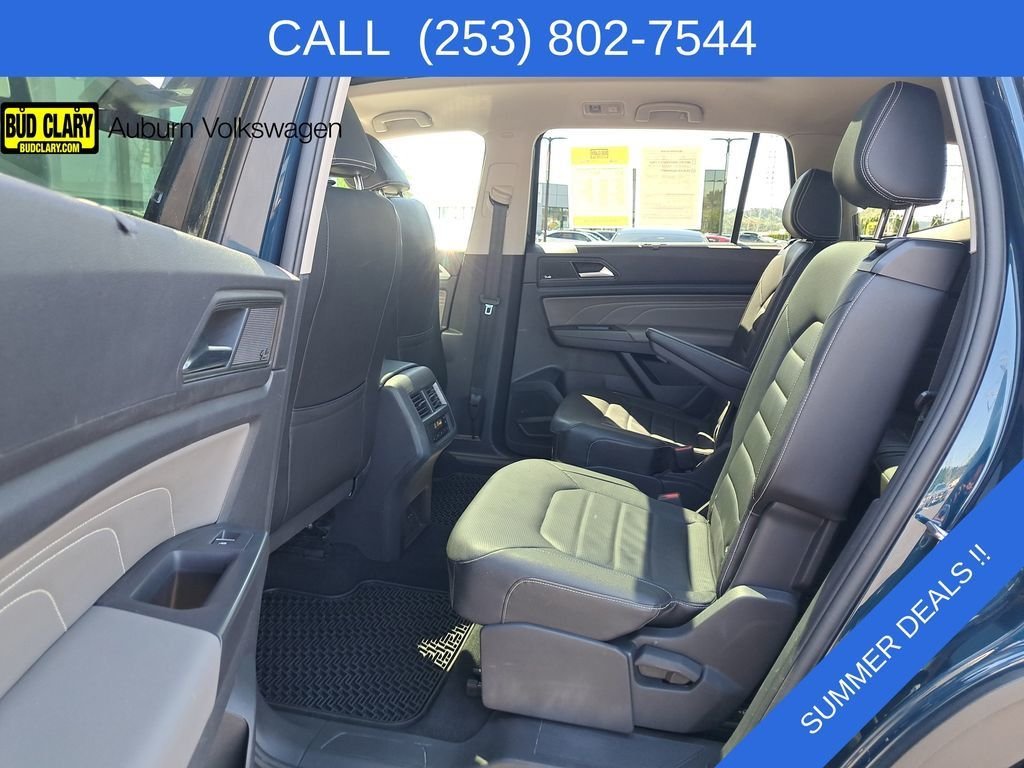 Used 2023  Volkswagen 3.6L V6 SEL Premium R-Line image 12