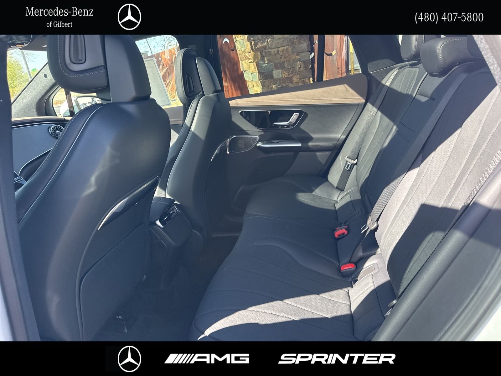 New 2026 Polar White Mercedes-Benz 320 SUV image 17