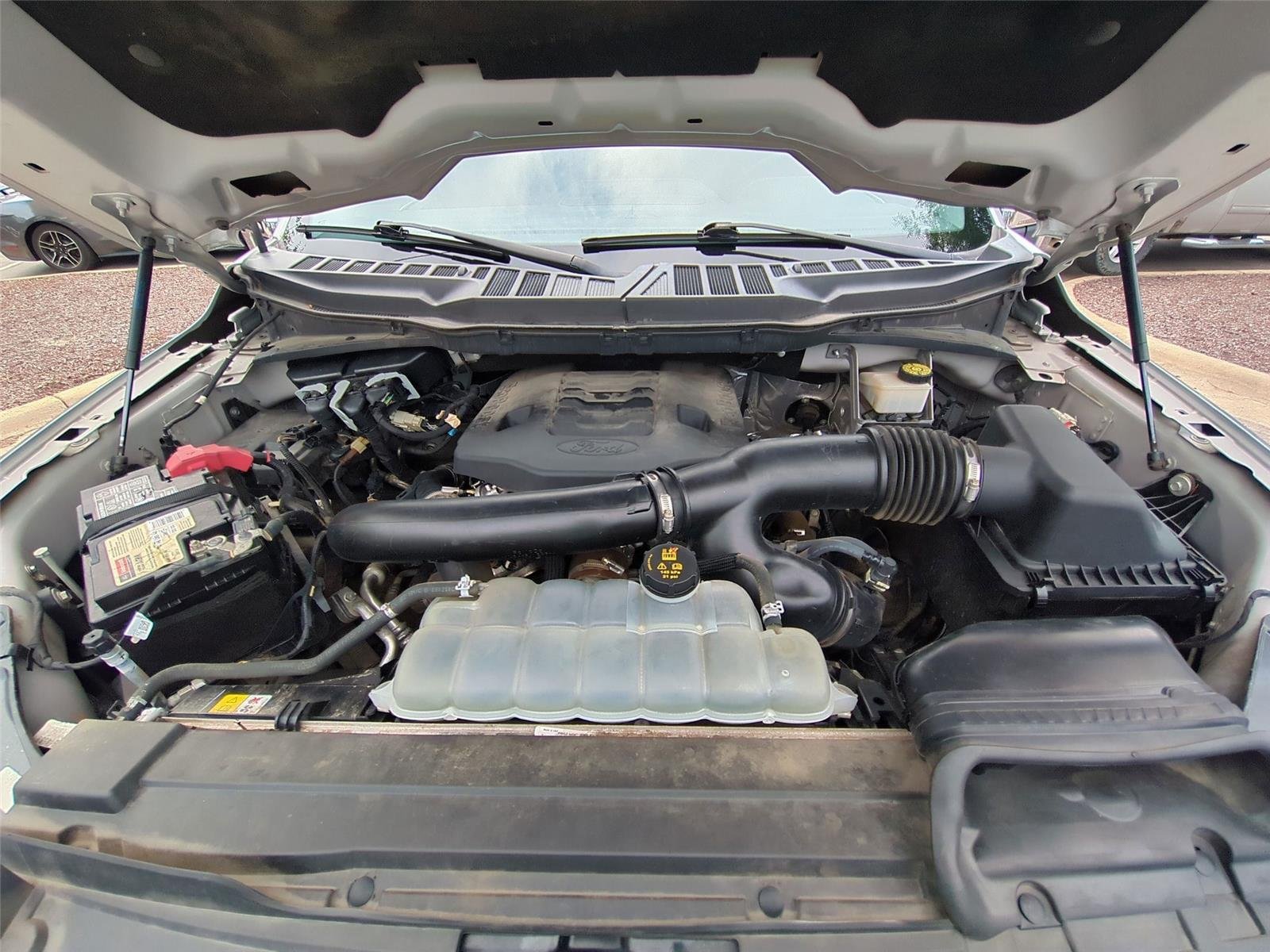 Used 2022 Iconic Silver Ford LARIAT image 40