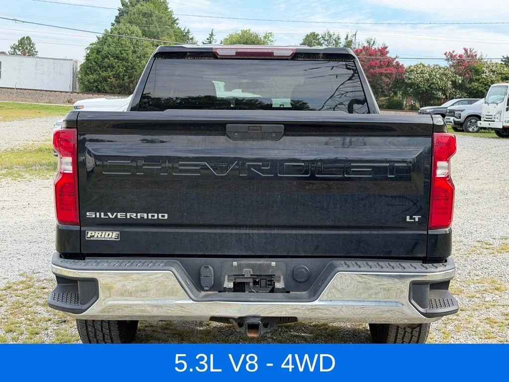 Used 2020 Black Chevrolet LT image 7