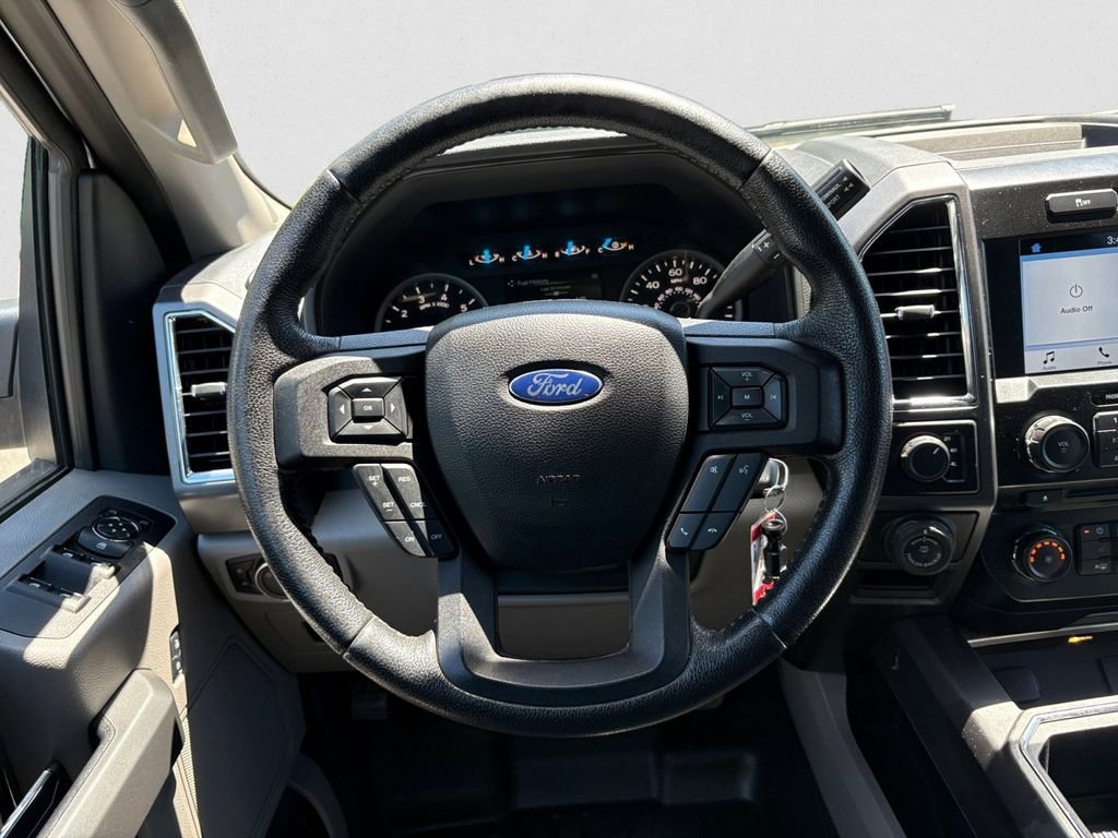 Used 2016 Silver Ford XLT image 13