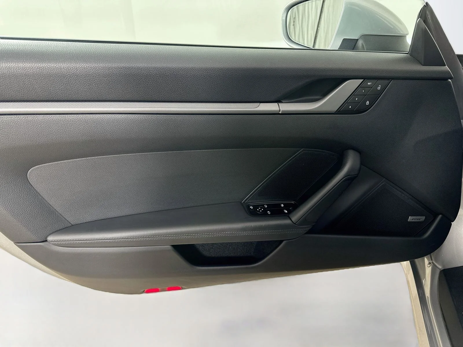 Used 2022  Porsche  image 16