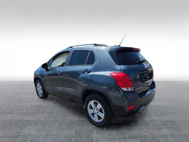Used 2022 Shadow Gray Metallic Chevrolet LT image 6