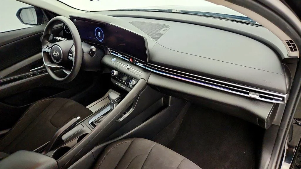 Used 2024 Abyss Black Hyundai SEL IVT image 24