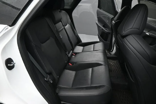 Used 2024 White Lexus 500h F SPORT Performance image 16