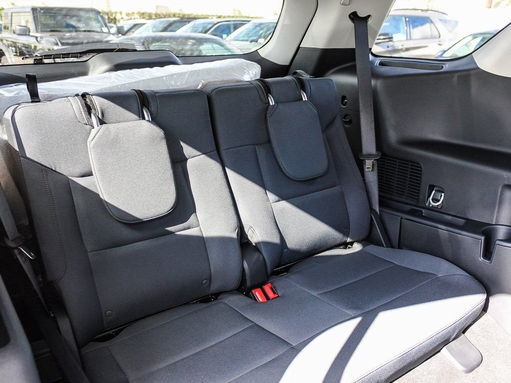 New 2026 Carbonized Gray Metallic Ford Active image 18