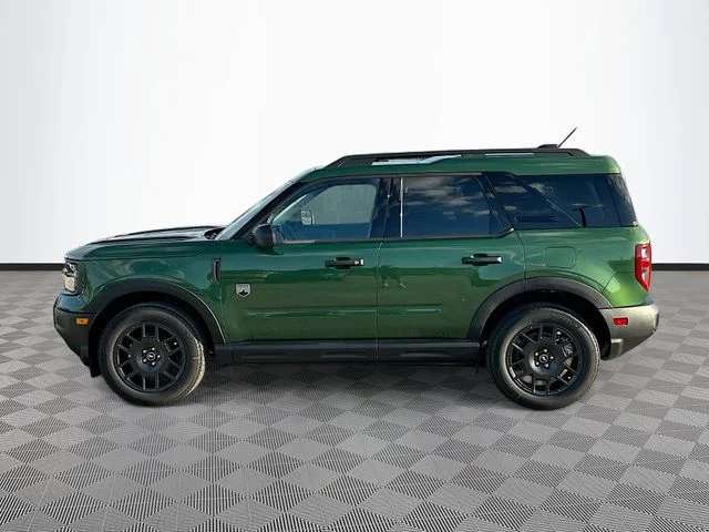 New 2025 Green Metallic Ford Big Bend image 3