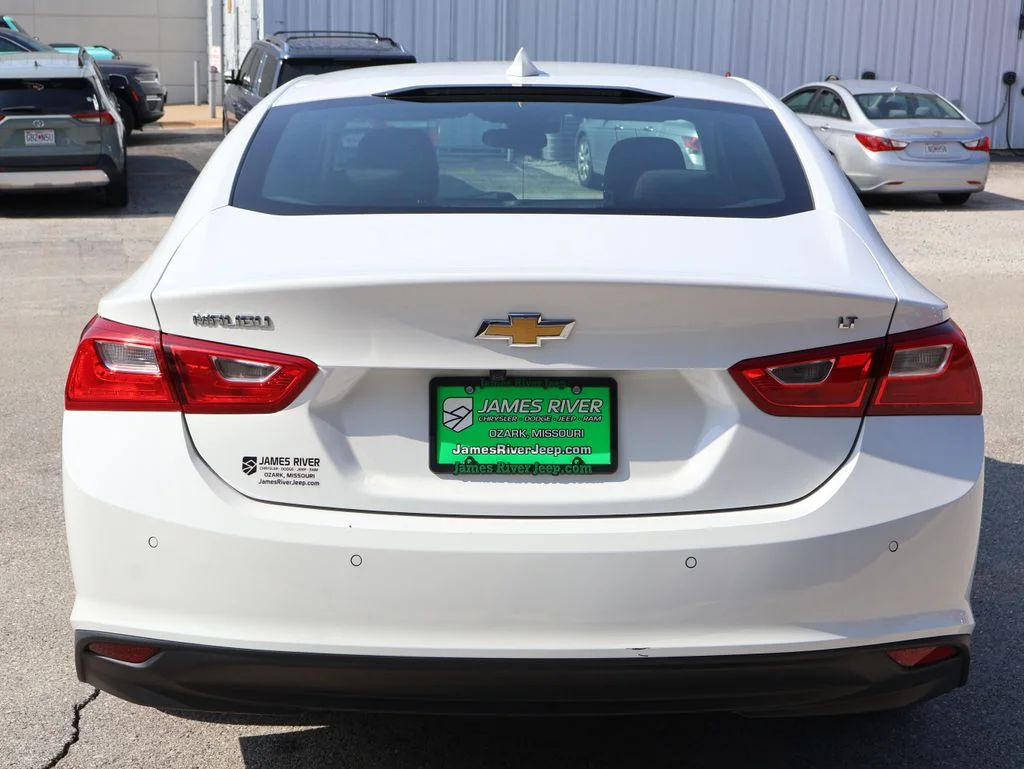 Used 2024 White Chevrolet LT image 4