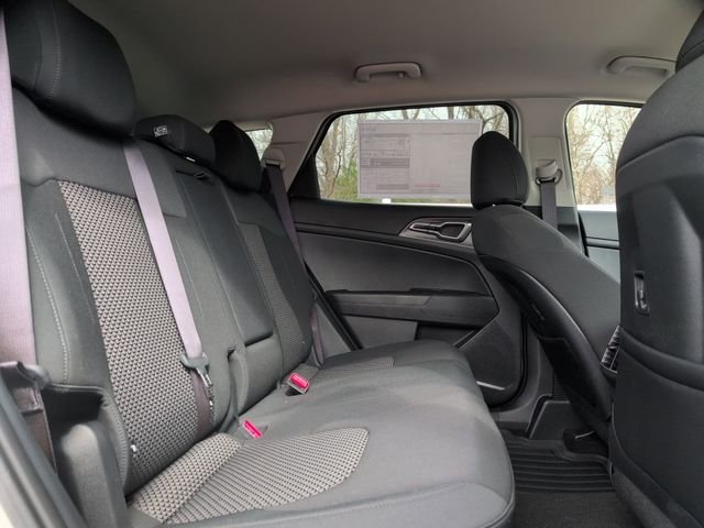 New 2026 Snow White Pearl Kia S image 26