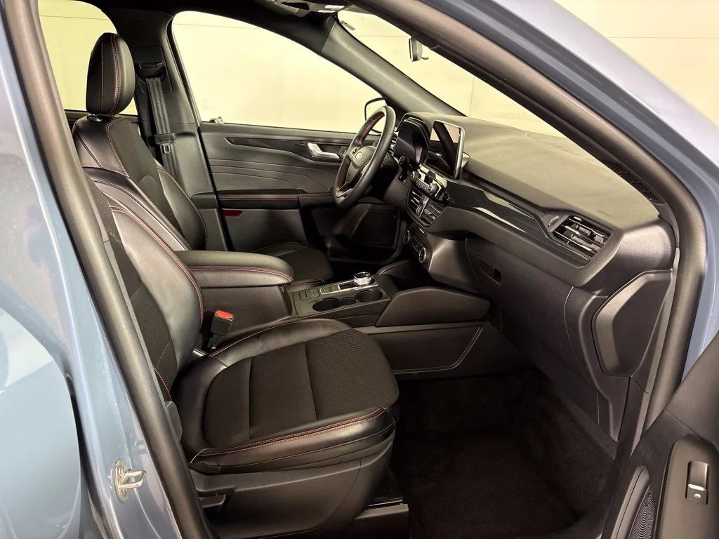 Used 2025 Blue Ford ST-Line image 17