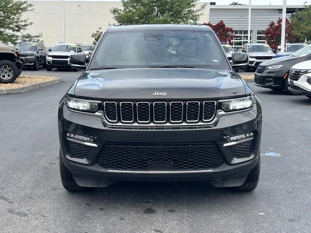Used 2024  Jeep 4xe image 7