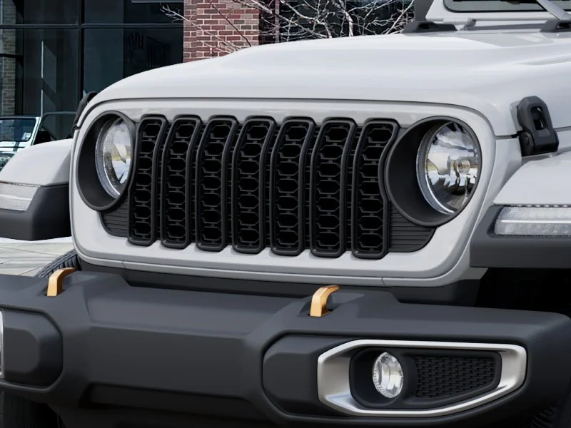 New 2026 Bright White Clear-Coat Exterior Paint Jeep 85th Anniversary Edition image 37